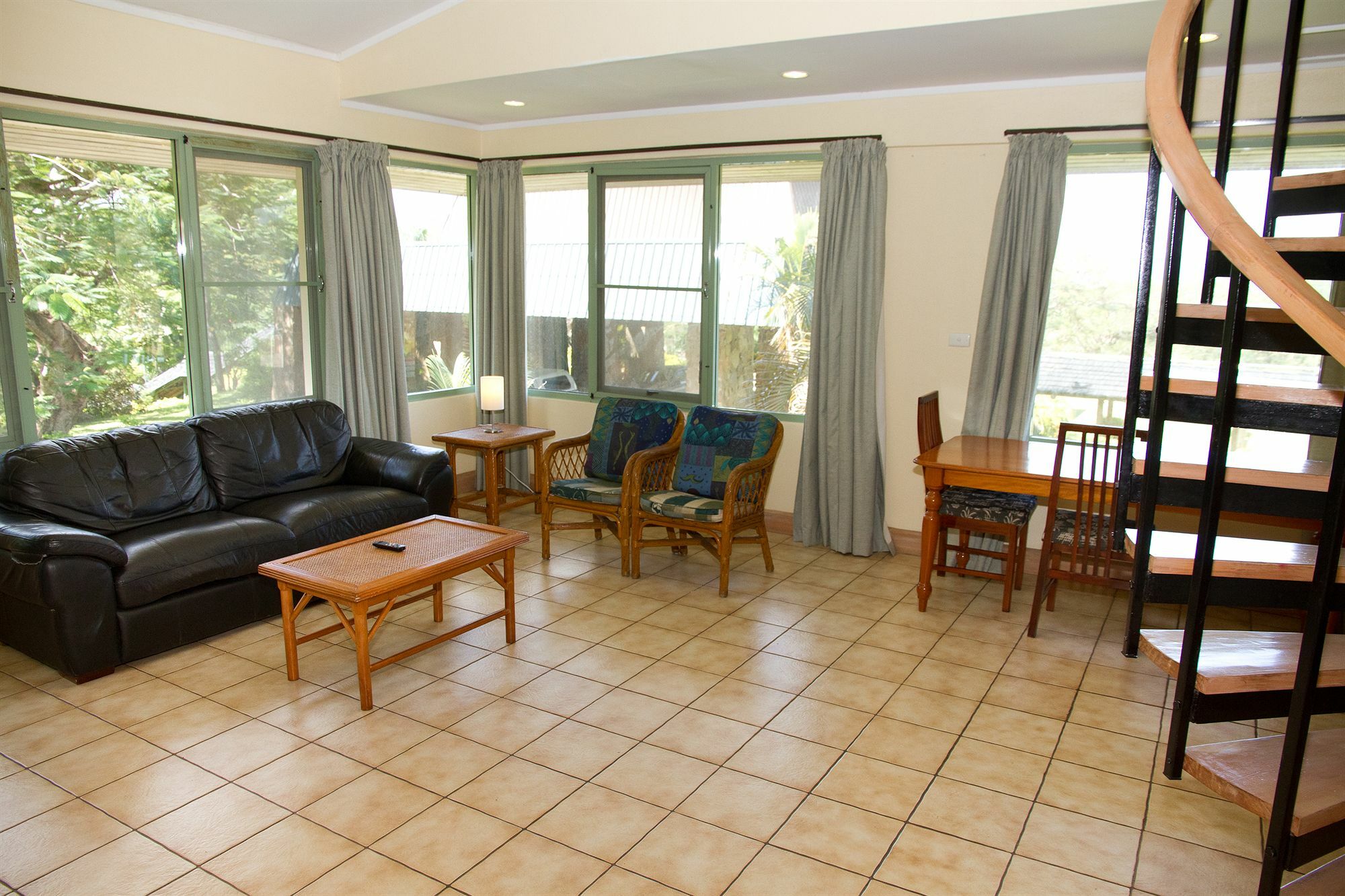Tanoa Apartments Nadi Extérieur photo